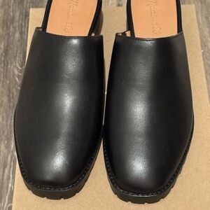 Madewell Elegant Black Leather Slip-On Loafers